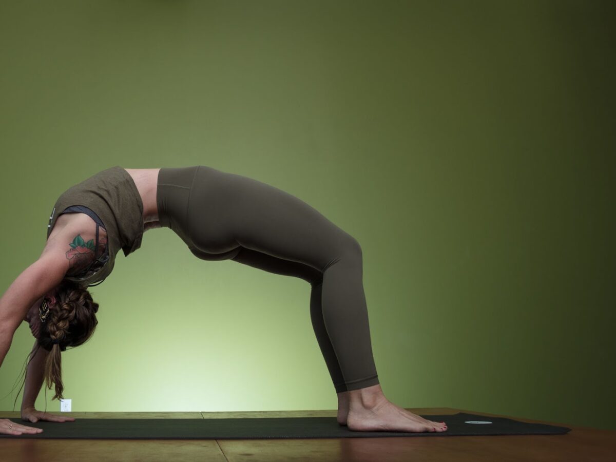 Why is my body shaking in yoga class? - Ekhart Yoga